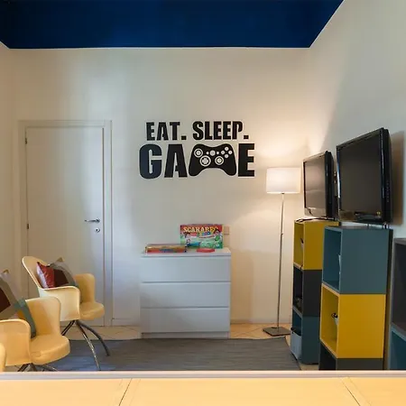 Capitol מלון דירות