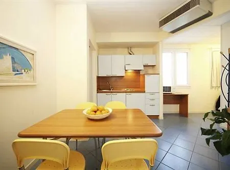 Апарт-отель Capitol Каттолика