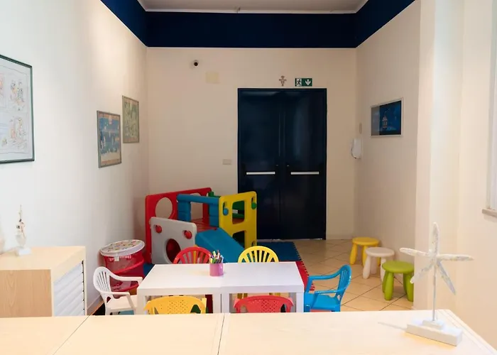 Capitol Aparthotel 4*