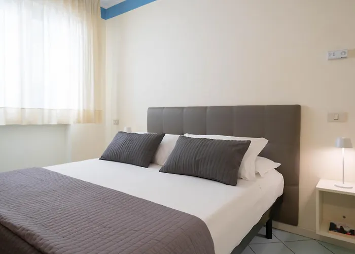 Aparthotel Capitol 4*